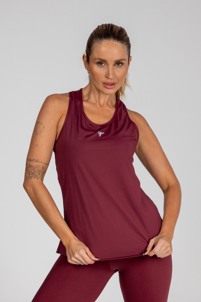 Regata Feminina Slim Fit Fenda Lateral